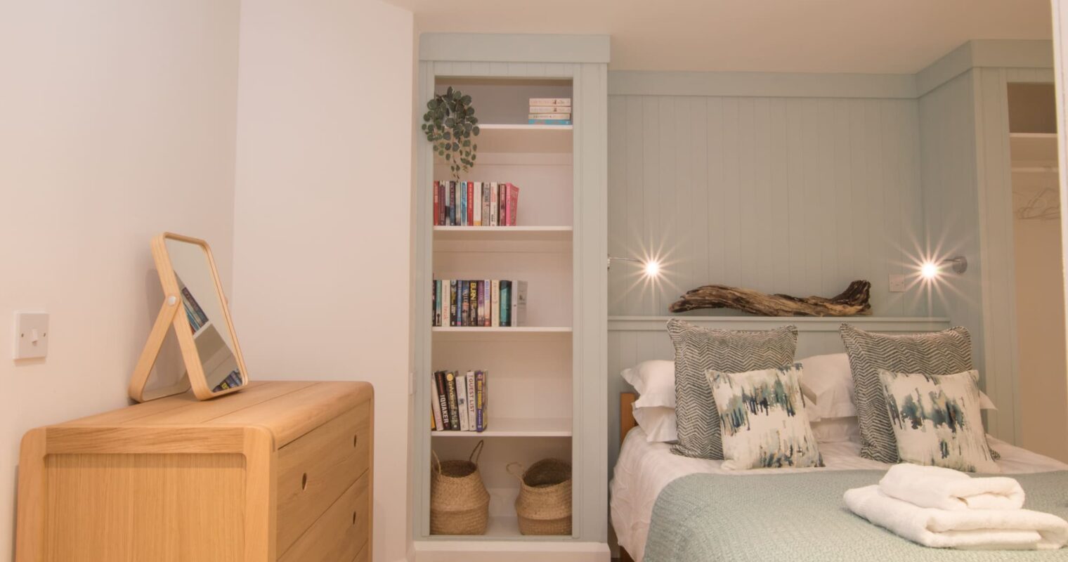 Quayside Double Bedroom & En Suite (4)