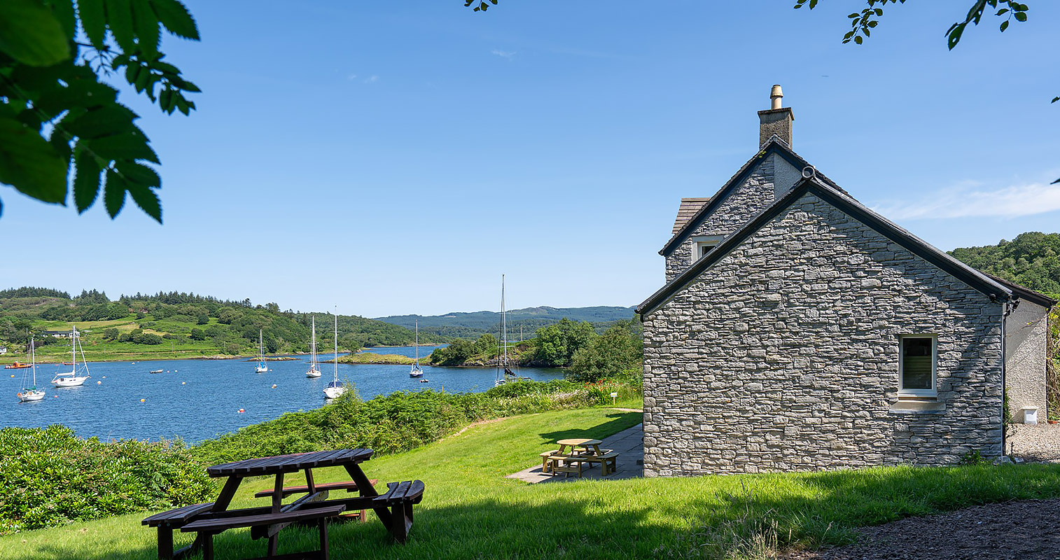 Otterpoint,-Tayvallich-exterior-(2)